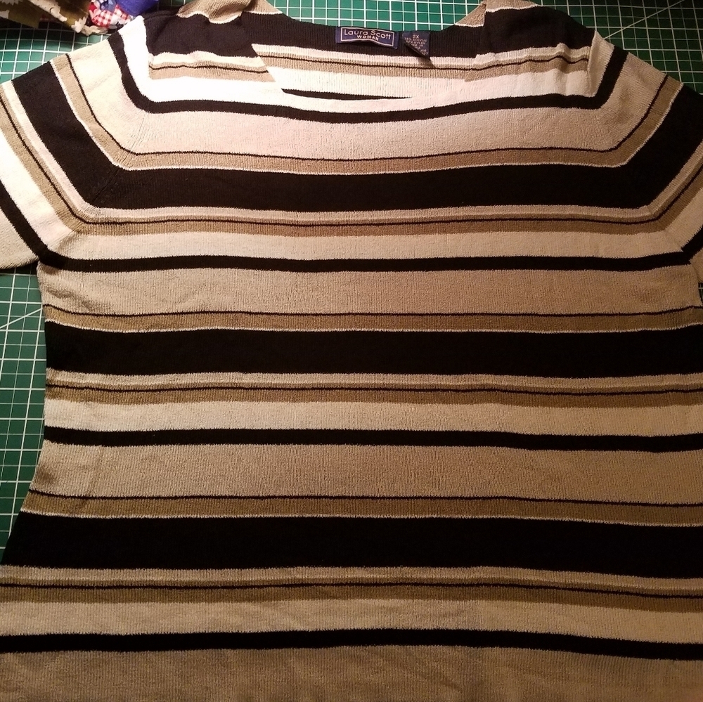 Laura Scott 2X Basic Sweater Top Natural Colors